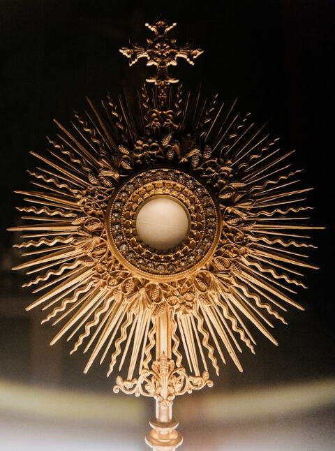 Adoration to mark the Eucharistic Procession